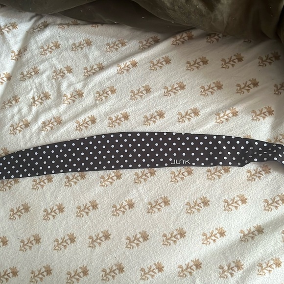 Junk ties headband - Picture 1 of 1